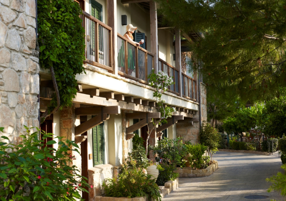 Junior Suite Garden View Entrance